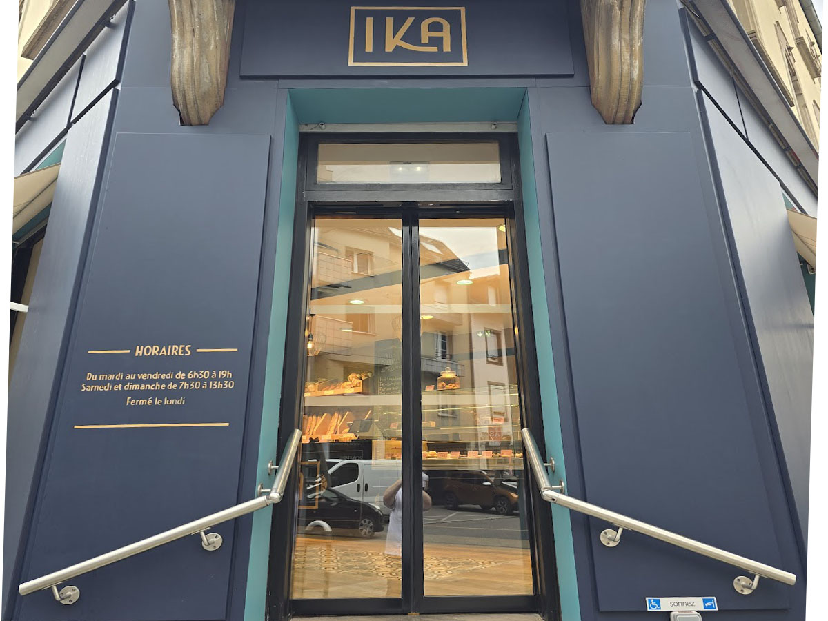Entrée de la boutique IKA
